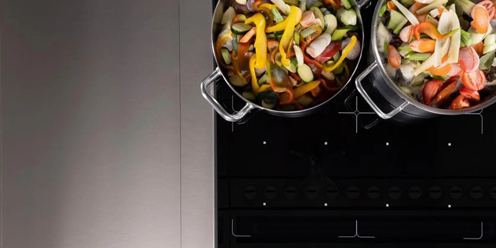 energy-saving-induction-e-XP-modular-cooking-electrolux-professional-dim-1600x800