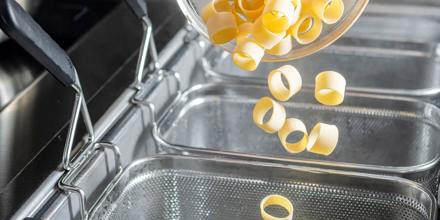 automatic-pasta-cooker-e-XP-700-900-modular-cooking-electrolux-professional-dim-1800x900