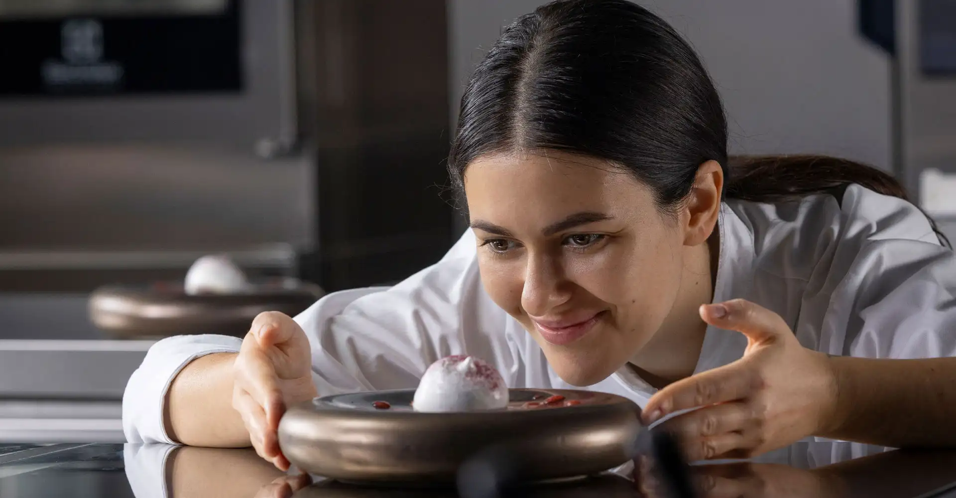 Lady-Chef-free-zone-induction-e-XP-700-900-modular-cooking-electrolux-professional-dim-1920x1000