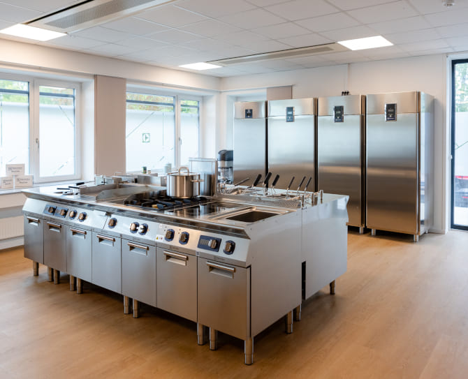 kitchen_670x543